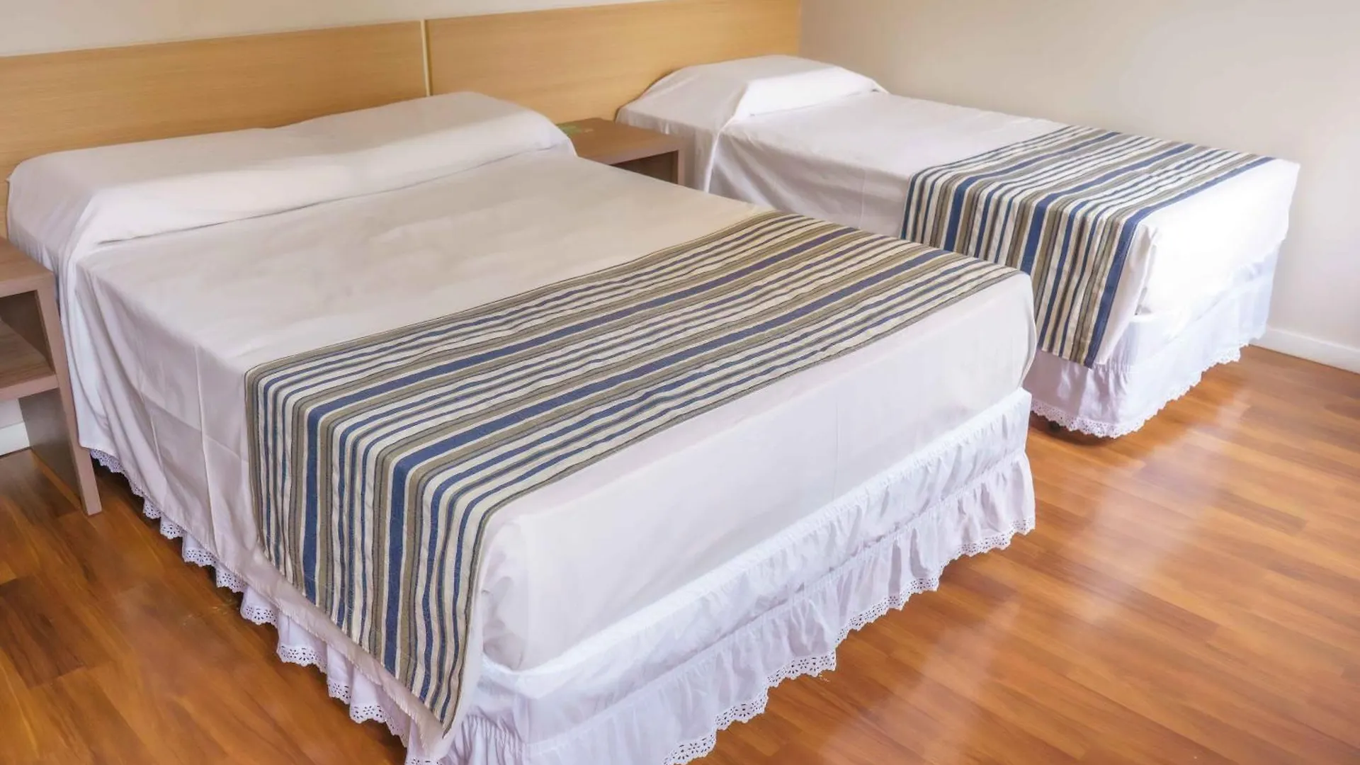 Hotel Nacional Inn Porto Alegre - Proximo Ao Complexo Hospitalar Santa Casa E Ufrgs Brezilya