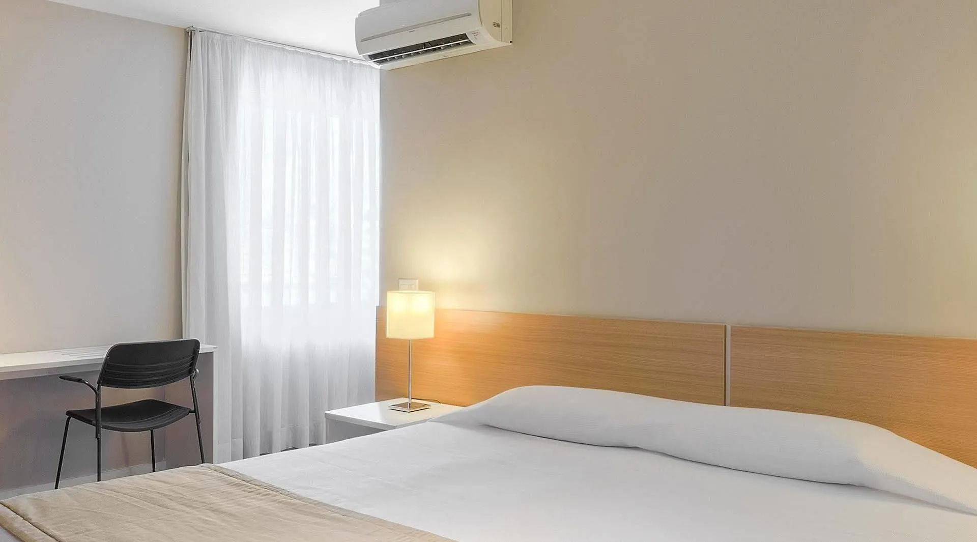 Nacional Inn Porto Alegre - próximo ao Complexo Santa Casa e UFRGS 3*,