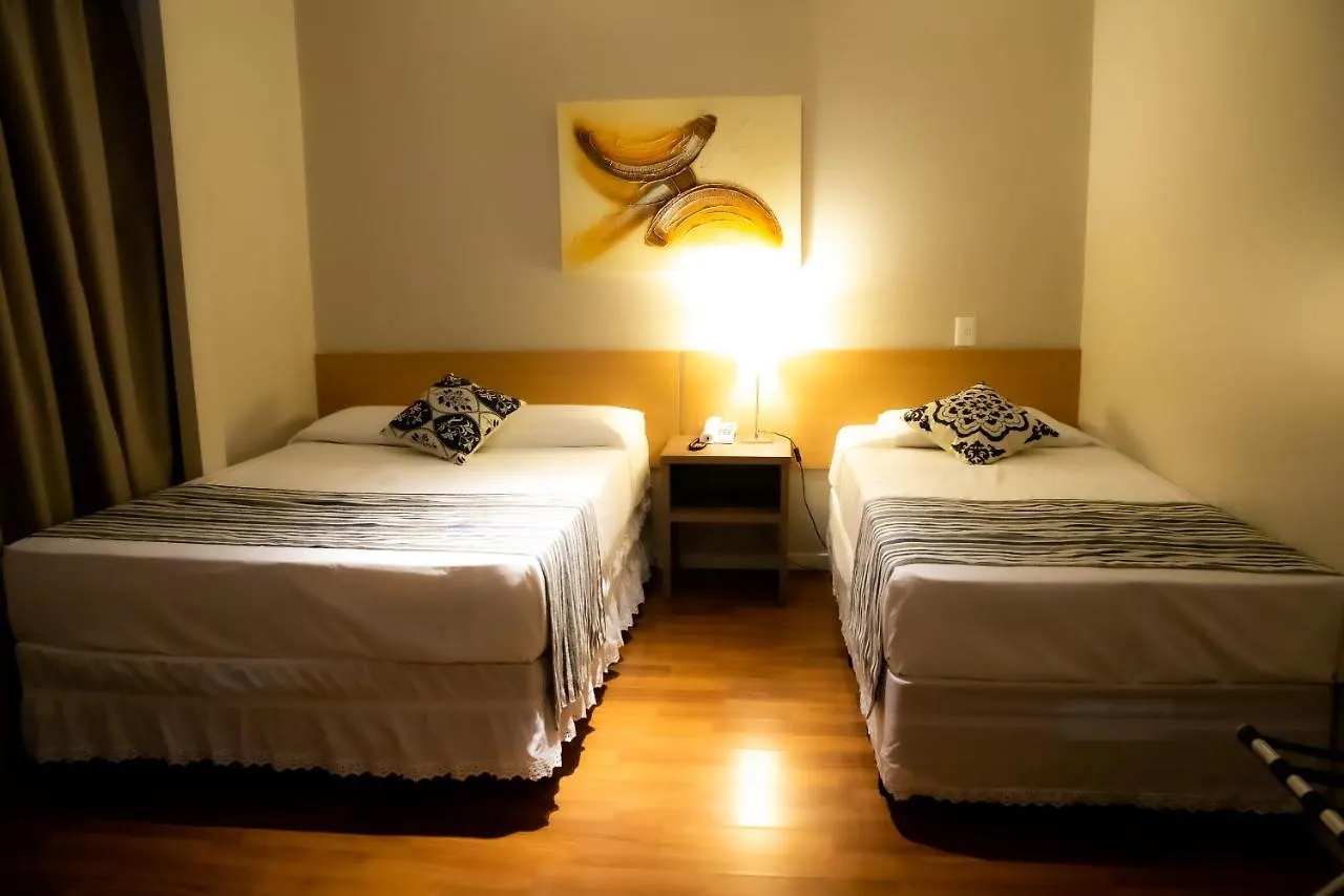 Nacional Inn Porto Alegre - próximo ao Complexo Santa Casa e UFRGS Hotel